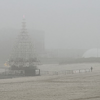 Alleen op het strand